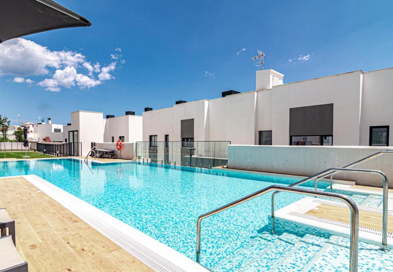 Sb4Bb - Apotel Las Mesas By Roomservices Естепона Екстериор снимка